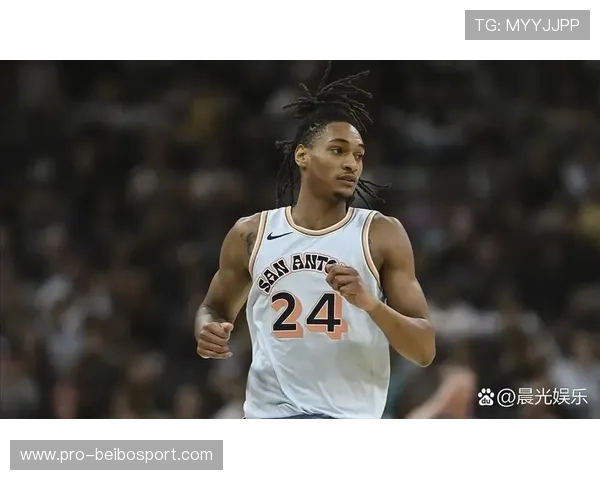 从锋线拼图到后场引擎马刺为卡斯尔铺开的夏联控卫进化试炼全纪录
